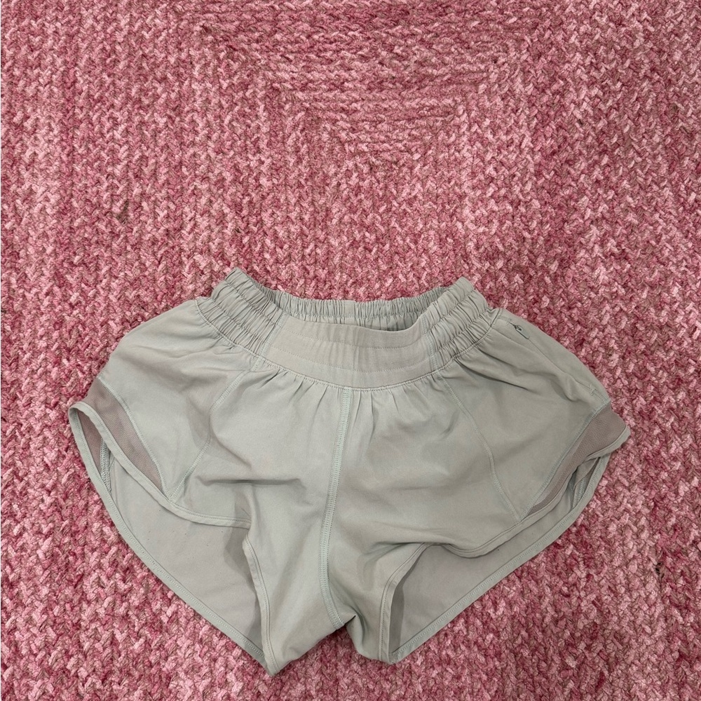 lululemon mint hotty hot shorts